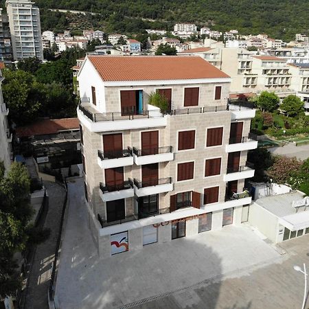 Mar Azul Apartments Petrovac ภายนอก รูปภาพ