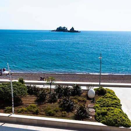 Mar Azul Apartments Petrovac ภายนอก รูปภาพ