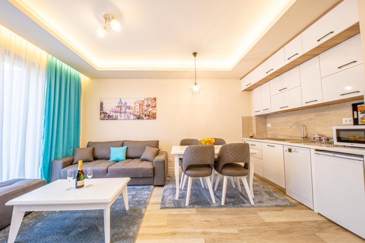 Mar Azul Apartments Petrovac ภายนอก รูปภาพ