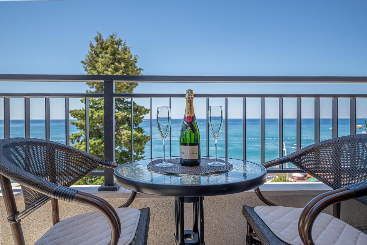 Mar Azul Apartments Petrovac ภายนอก รูปภาพ