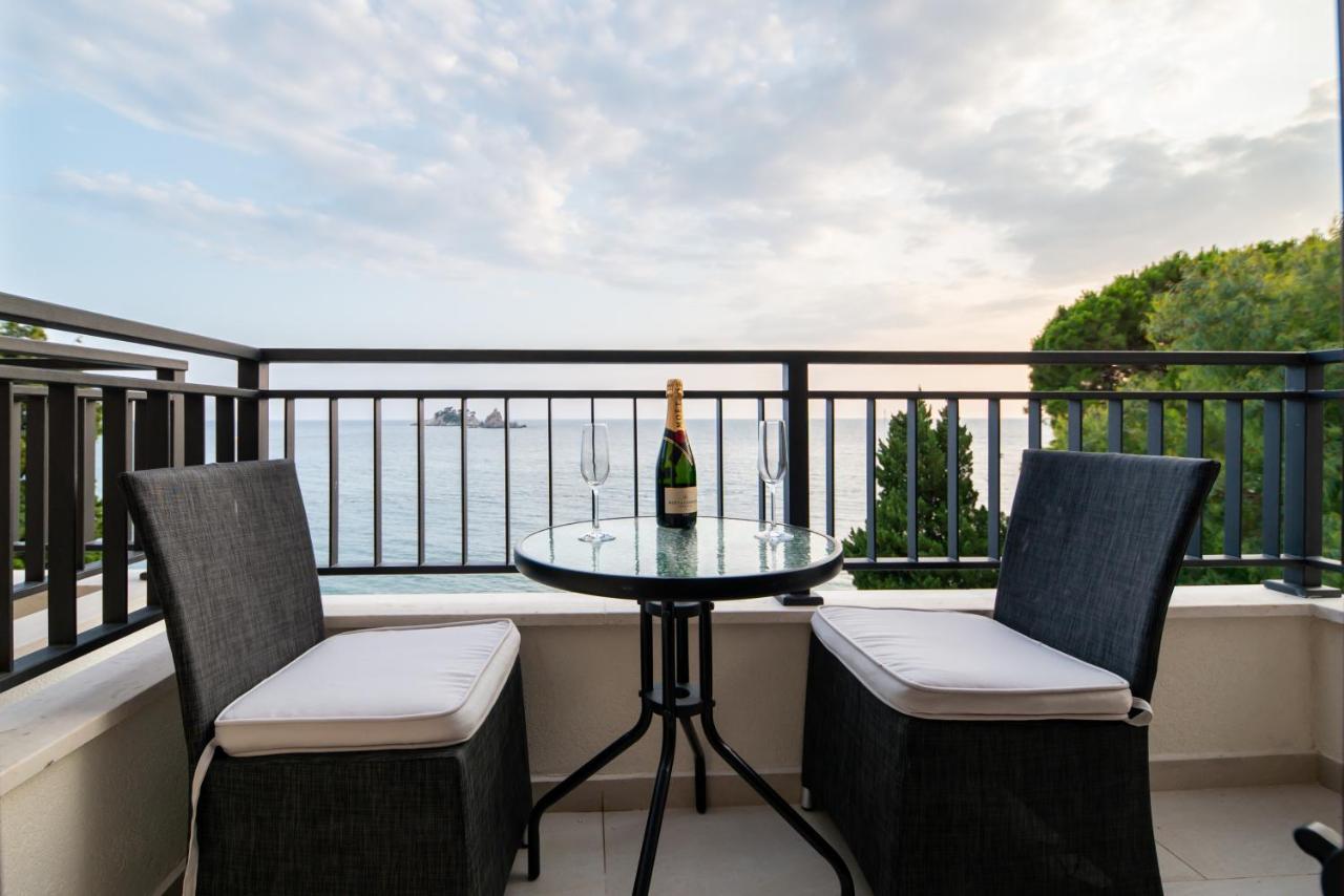 Mar Azul Apartments Petrovac ภายนอก รูปภาพ